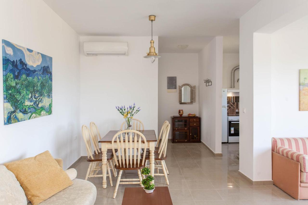 Hillside Seaview Apartment Stalos Exterior photo
