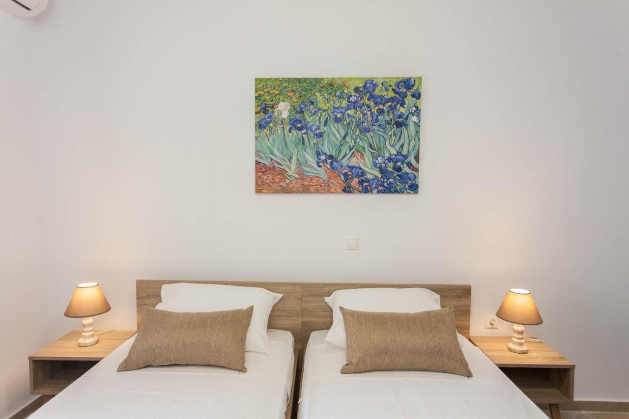 Hillside Seaview Apartment Stalos Exterior photo